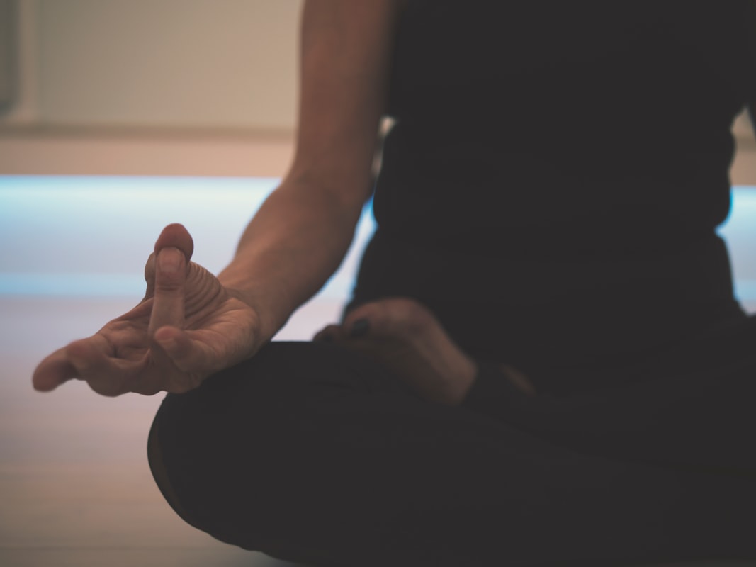 Emma Richardson, Wellness & Psychology Correspondent